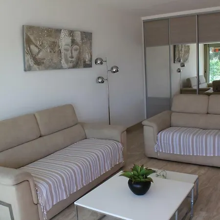 Le Chantilly Apartment