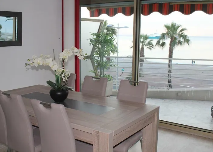 Le Chantilly *